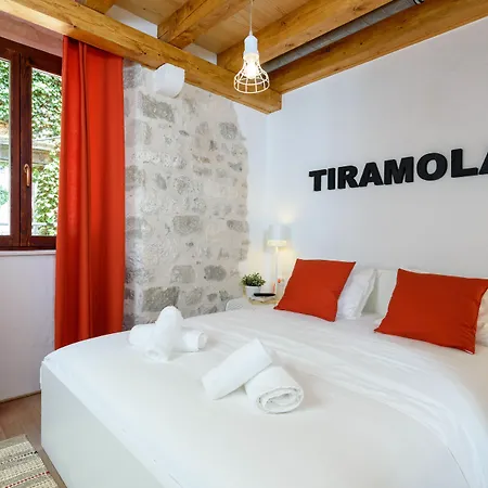 & Tiramola - Old Town 3* Trogir