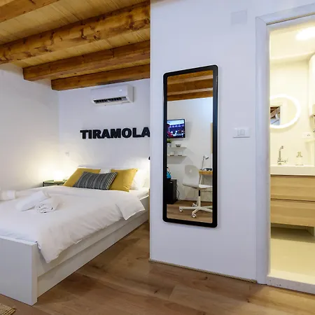 Gasthof & Tiramola - Old Town Trogir