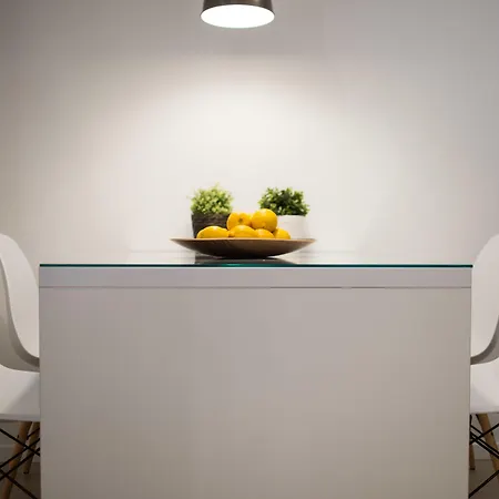 & Tiramola - Old Town