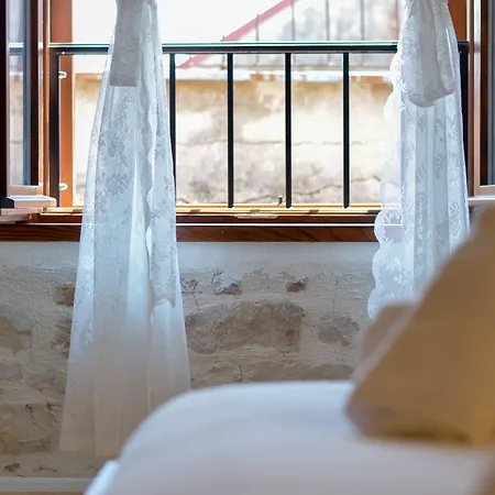 Vendégház & Tiramola - Old Town 3*