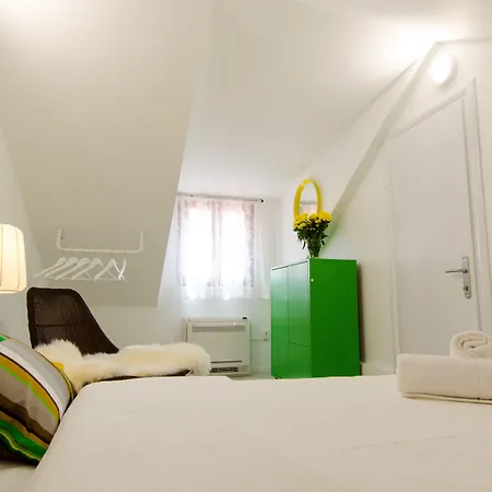 Vendégház & Tiramola - Old Town 3*