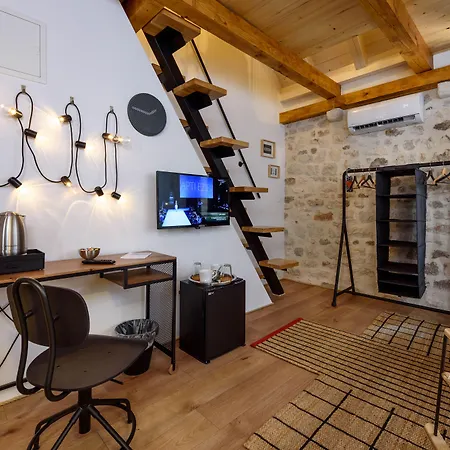 & Tiramola - Old Town Vendégház Trogir