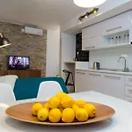 & Tiramola - Old Town 3* Trogir