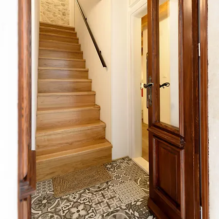 & Tiramola - Old Town Гостьовий будинок Трогір