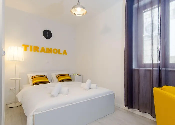 & Tiramola - Old Town Trogir