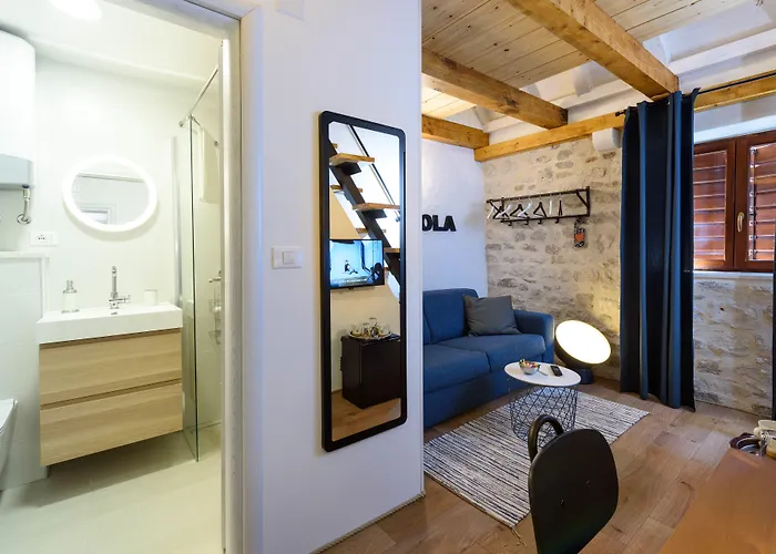 & Tiramola - Old Town 3* Trogir