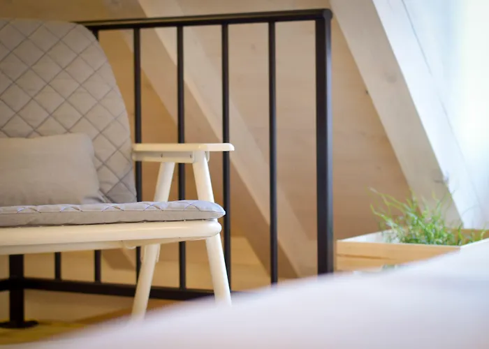 & Tiramola - Old Town 3*