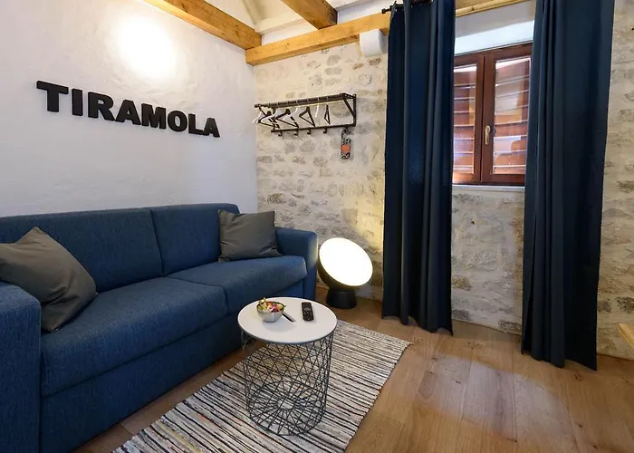 & Tiramola - Old Town Trogir